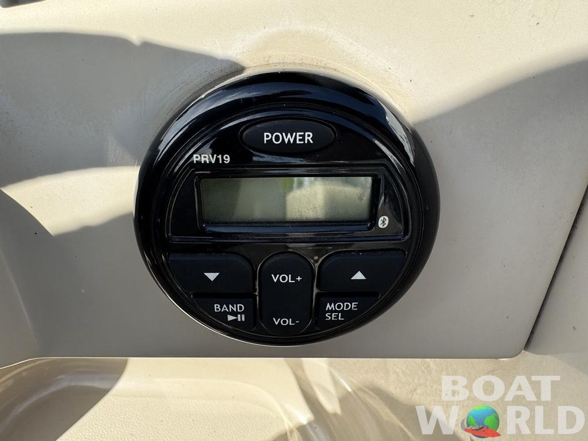 Used 2016 Sylvan 820 4-PT Pontoon