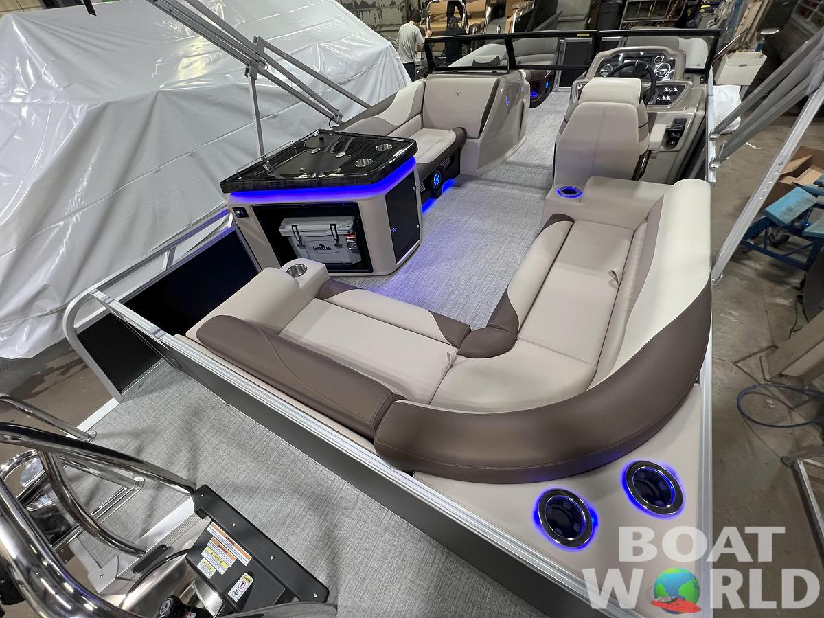 2026 Tahoe LTZ 2385 Elite Windshield Tritoon $52995