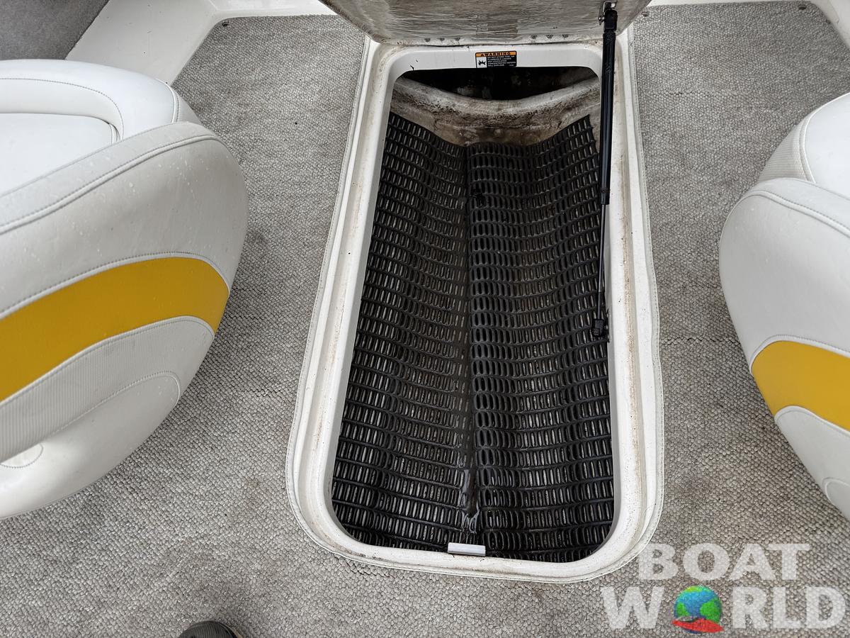 Used 2004 Maxum 1800 SR3 Runabout