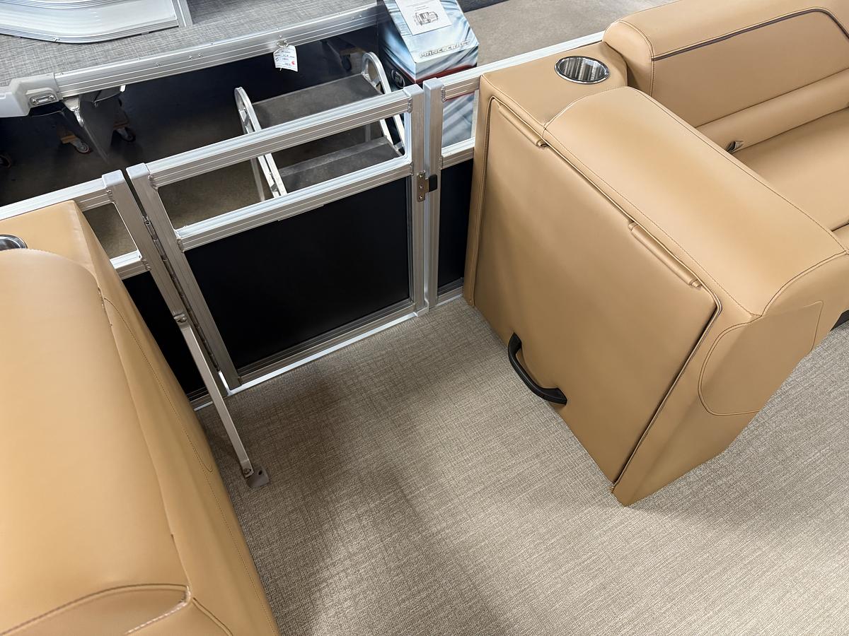 2026 Tahoe Pontoons Sport 2385 Swingback (VRB) & Honda 4-Stroke EFI