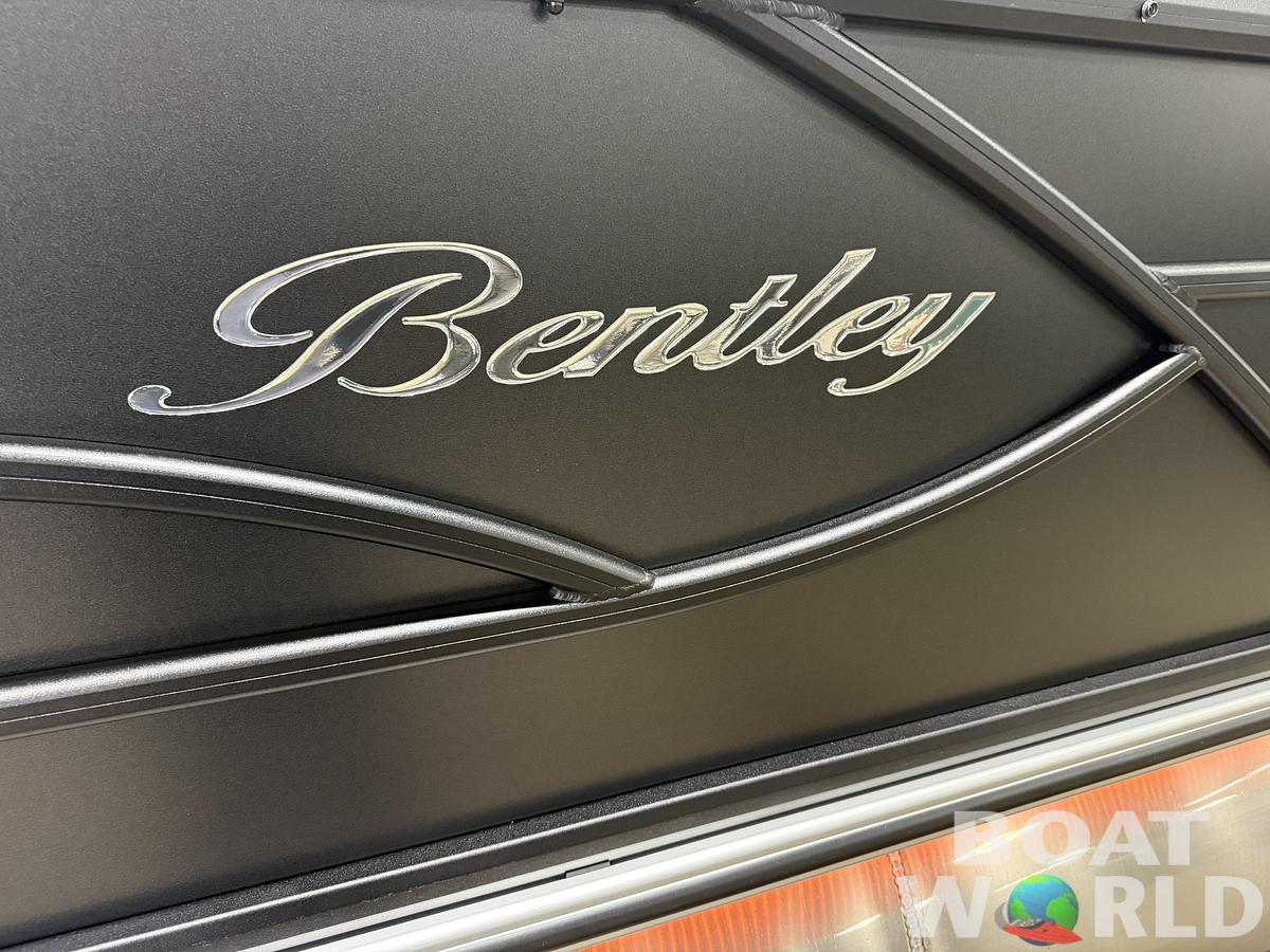 2027 Bentley Legacy 223 Swingback Tritoon $54995
