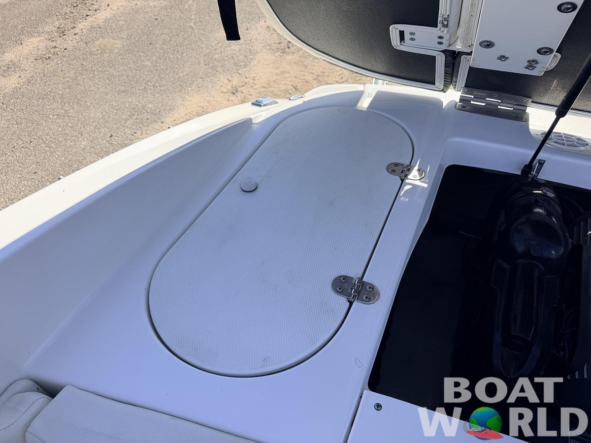 Used 2017 Rinker QX19 Bowrider & 250HP 4.5L V6 Mercruiser -$17,995