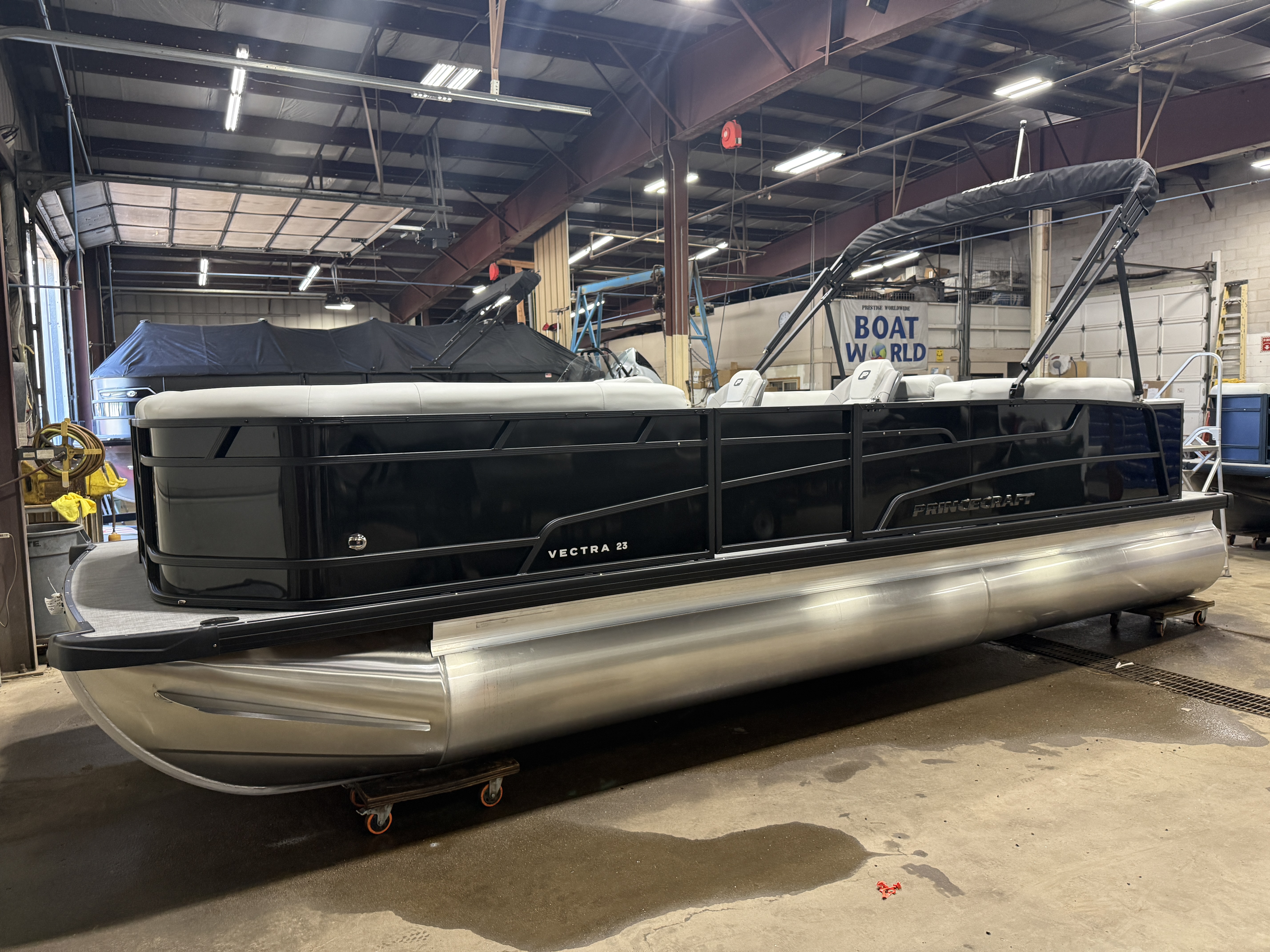 2027 Princecraft Vectra 21 Quad Lounge Pontoon $36995