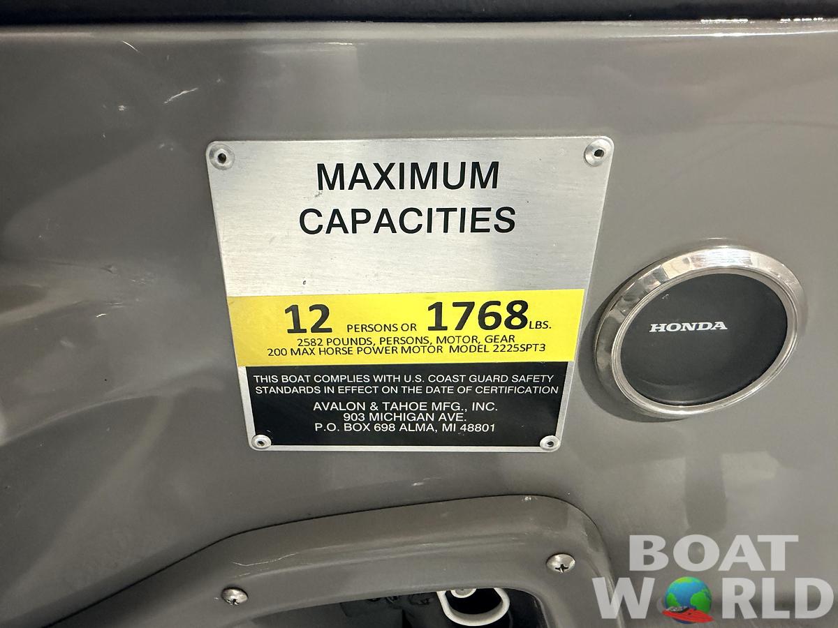Used 2022 Tahoe Pontoons Cascade 2385 Quad Lounge Tritoon & 200HP Honda 4Stroke -$49,995