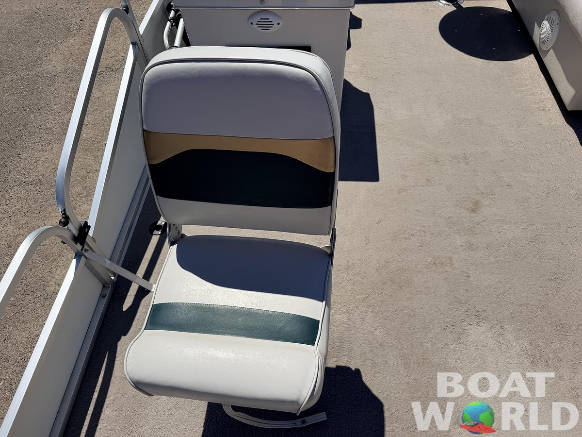 Used 2010 Palm Beach 2023 Fishmaster & 60HP Mercury 4Stroke -$12,995