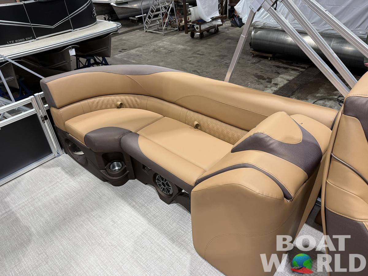 2026 Tahoe Pontoons LTZ 2385 Quad Lounge 