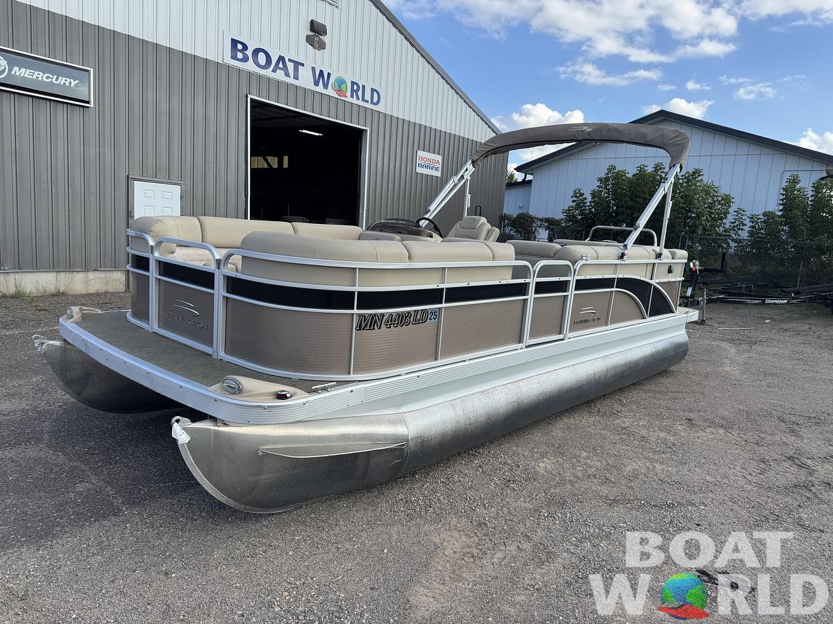 Used 2014 Bennington 22 SLX Pontoon