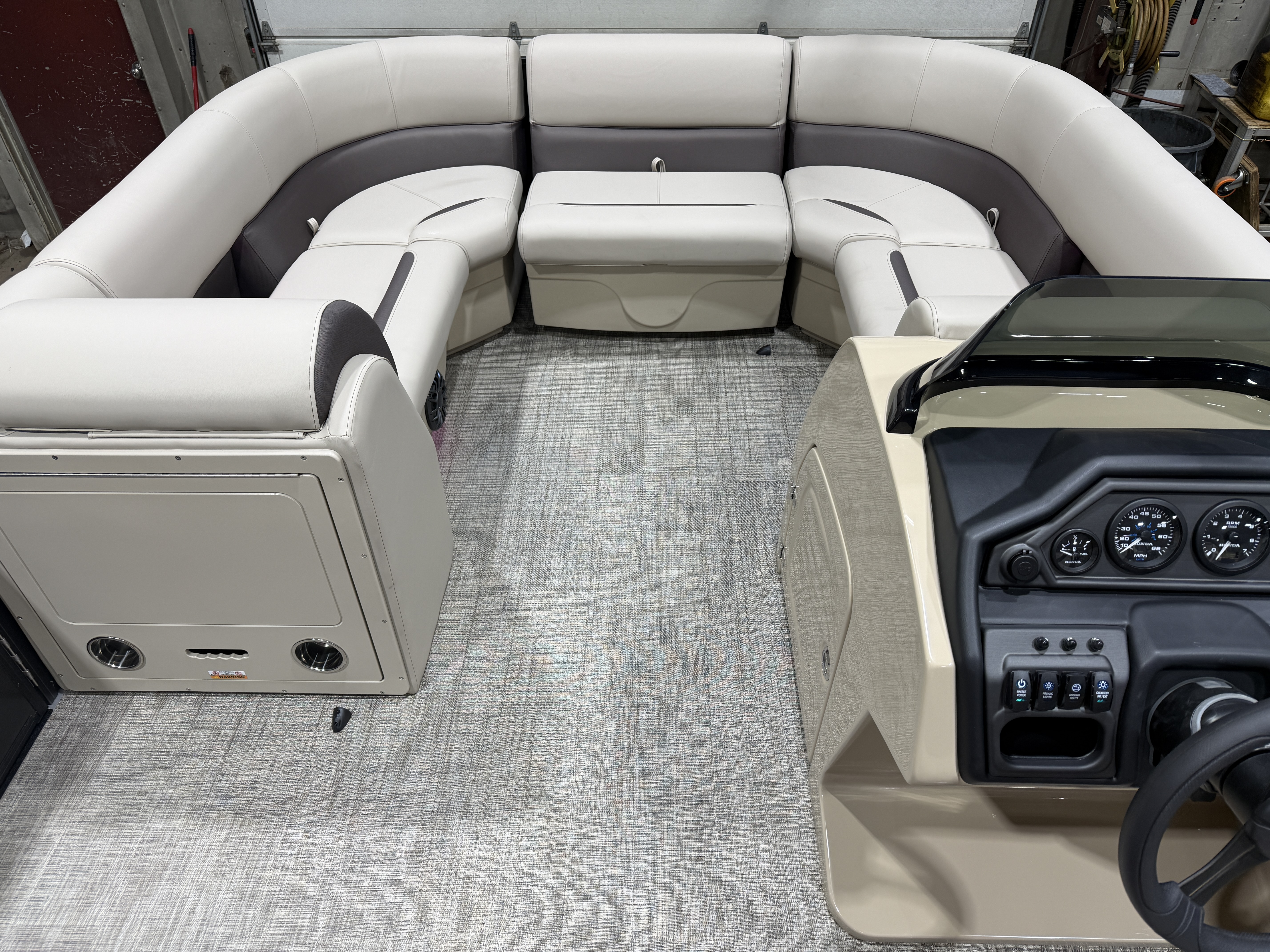 2027 Bentley Legacy 220 Navigator Quad Lounge Pontoon $42995