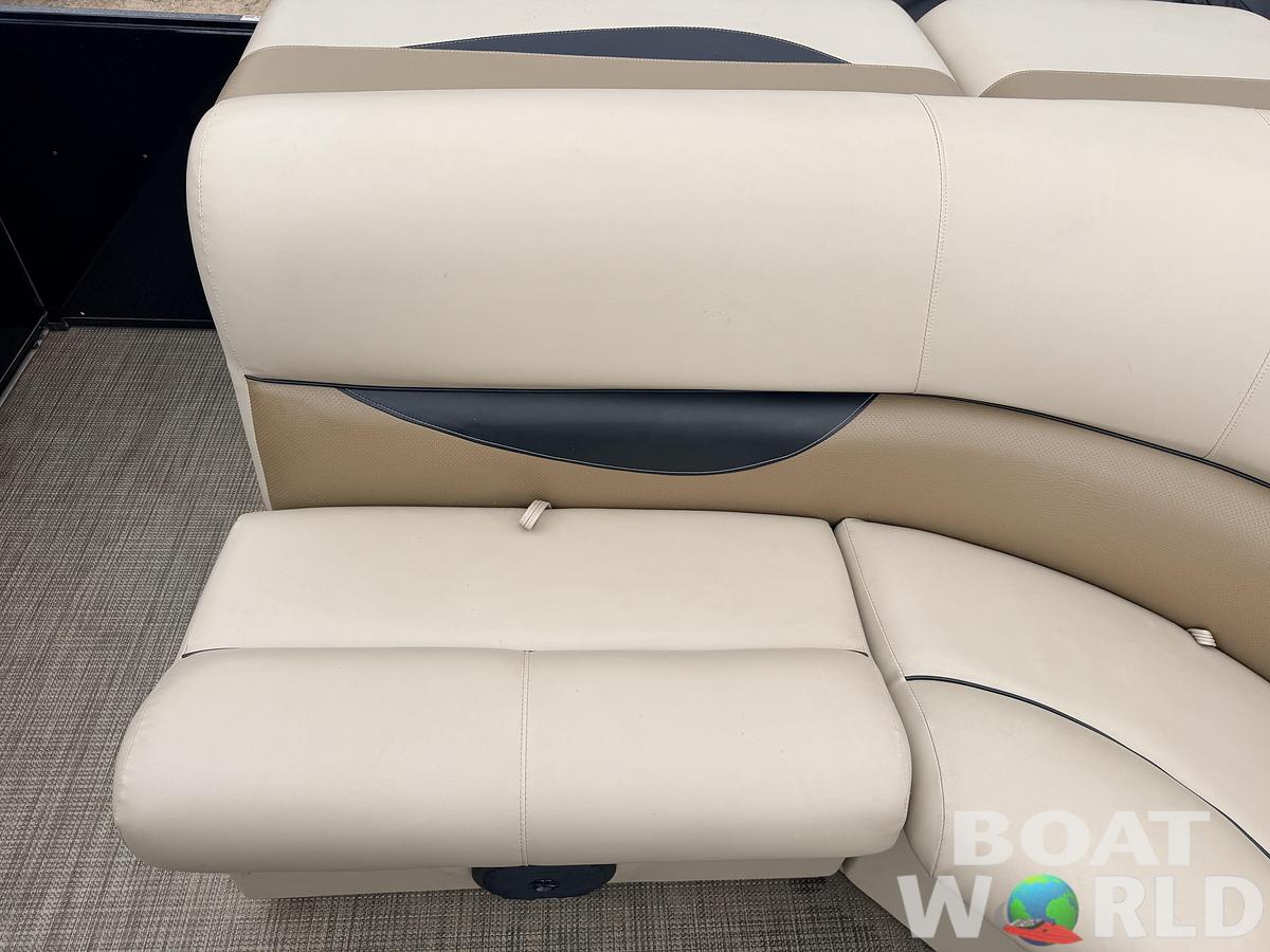 Used 2018 Bentley Encore 240 Cruise SE & 150HP Mercury 4Stroke -$29,995