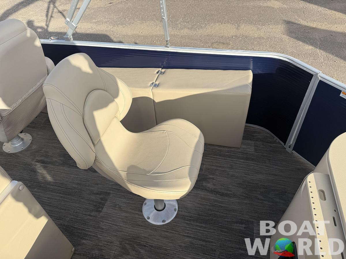 Used 2022 Sweetwater 21' Quad Fish Pontoon