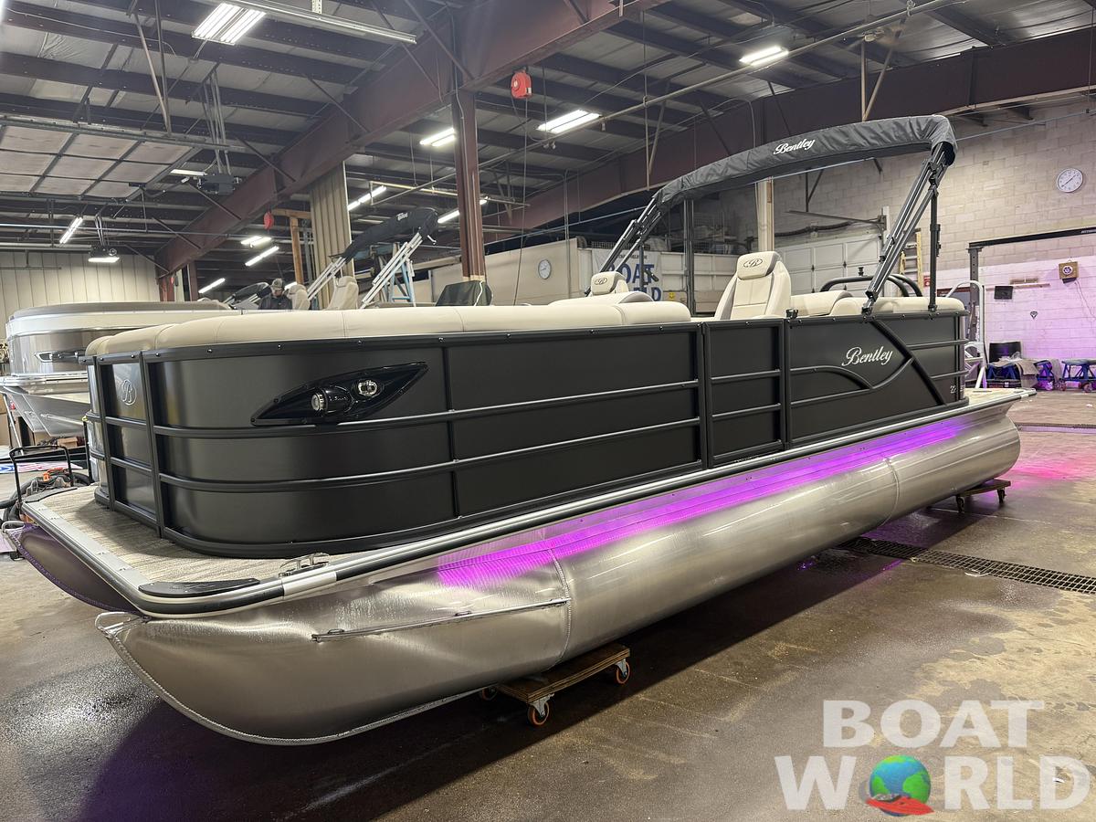 2027 Bentley Legacy 220 Navigator Quad Lounge Pontoon $42995