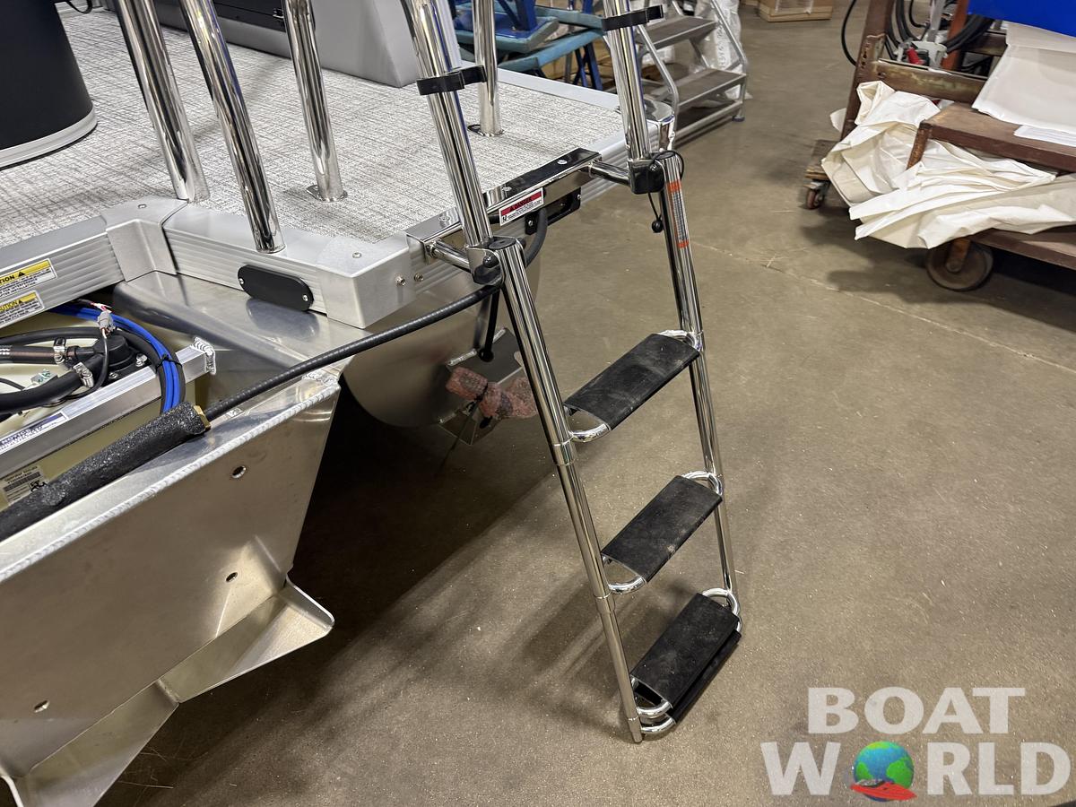 2026 Tahoe Pontoons Sport 2180 Swingback (VRB) 