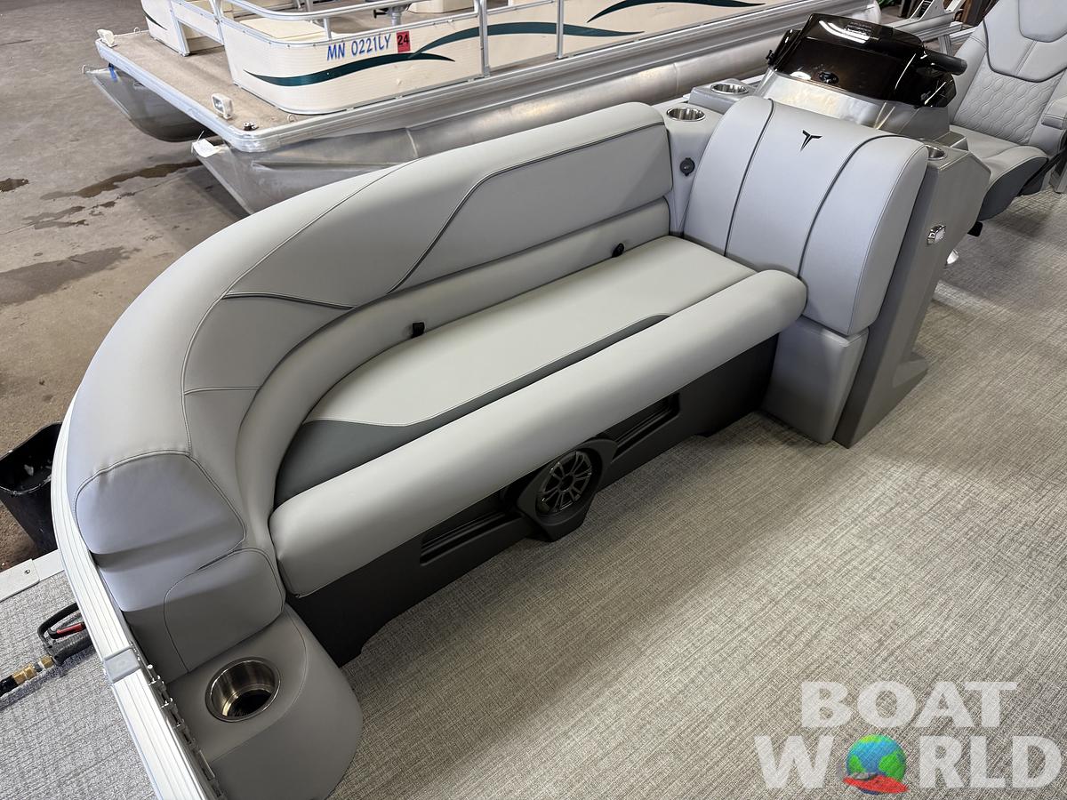 2026 Tahoe Pontoons Sport 2385 Swingback (VRB) & Honda 4-Stroke EFI