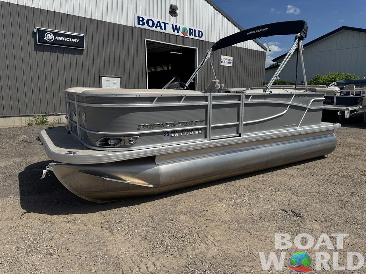Used 2020 Princecraft Vectra 19 Pontoon