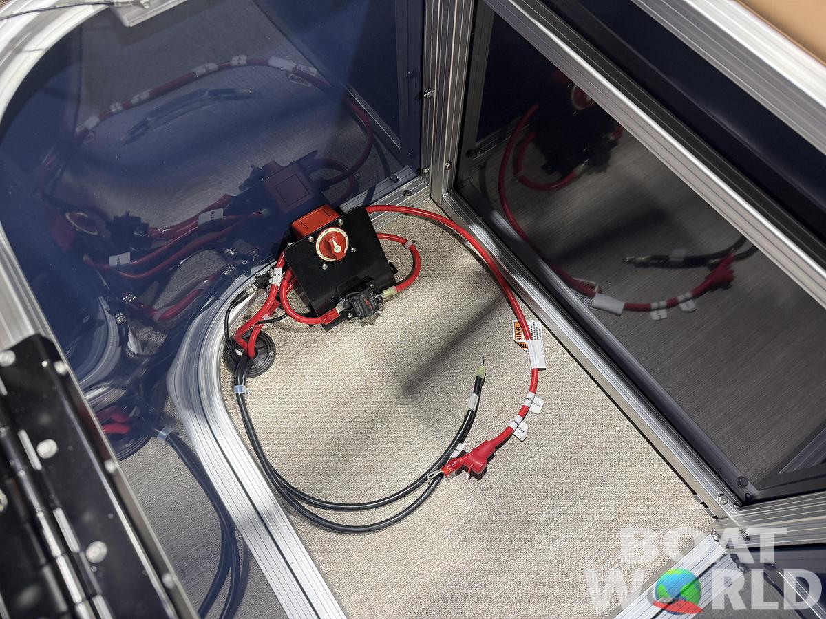 2026 Tahoe Pontoons LTZ 1985 Cruise Pontoon