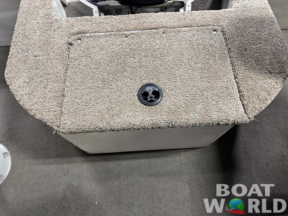 Used 2006 Crestliner 2285 CFI Pontoon