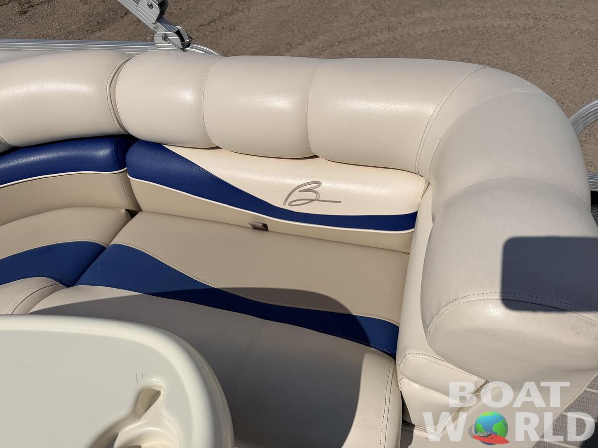Used 2000 Bennington 2275 LX & 50HP Mercury 4Stroke -$12,995
