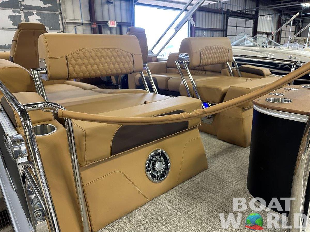 2025 Tahoe Pontoons Cascade 2385 Quad Lounge Shift SS & Honda 4-Stroke EFI