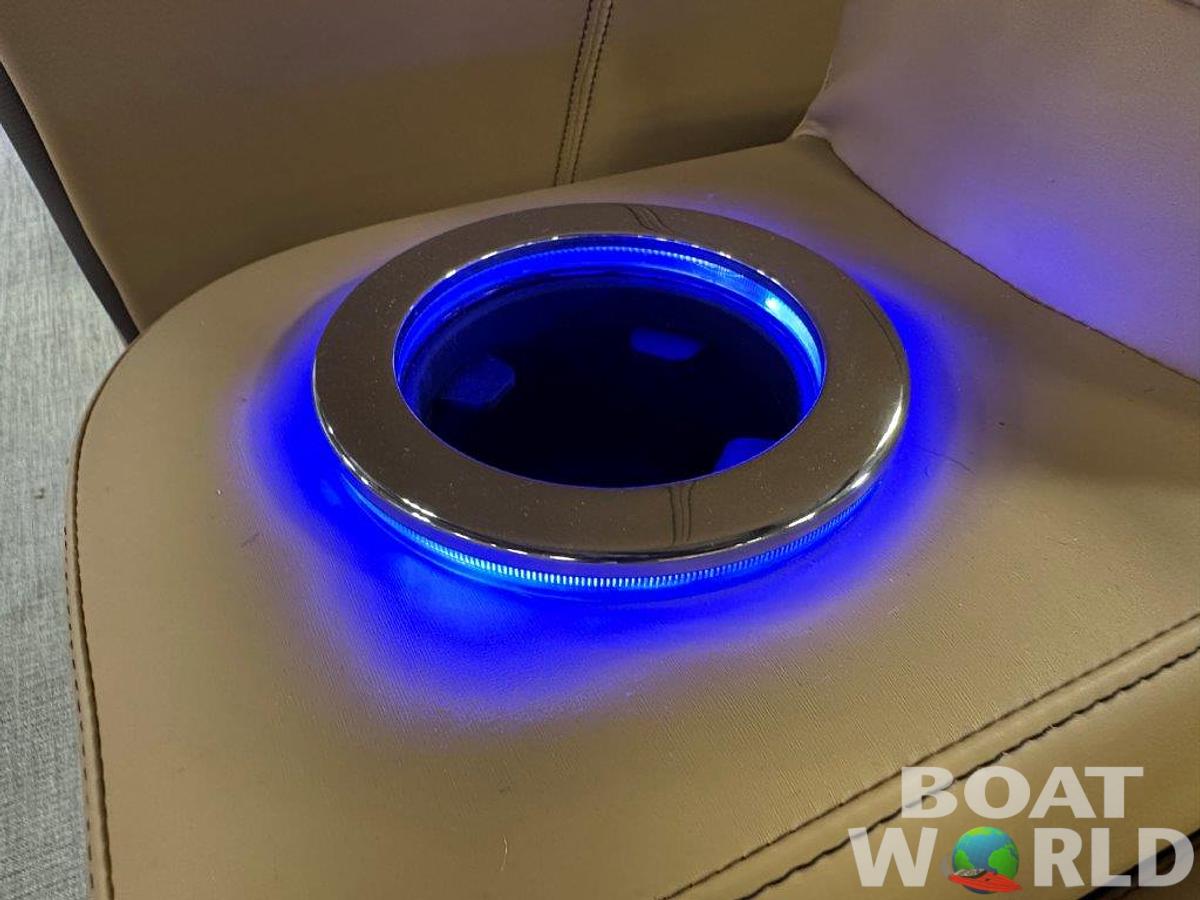 2025 Tahoe Pontoons Cascade 2385 Quad Lounge Shift SS & Honda 4-Stroke EFI