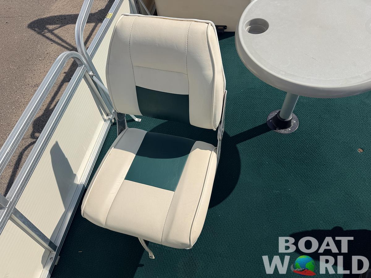 Used 2003 Odyssey 1903 Fish & Cruise & 40HP Johnson 4Stroke -$10,995