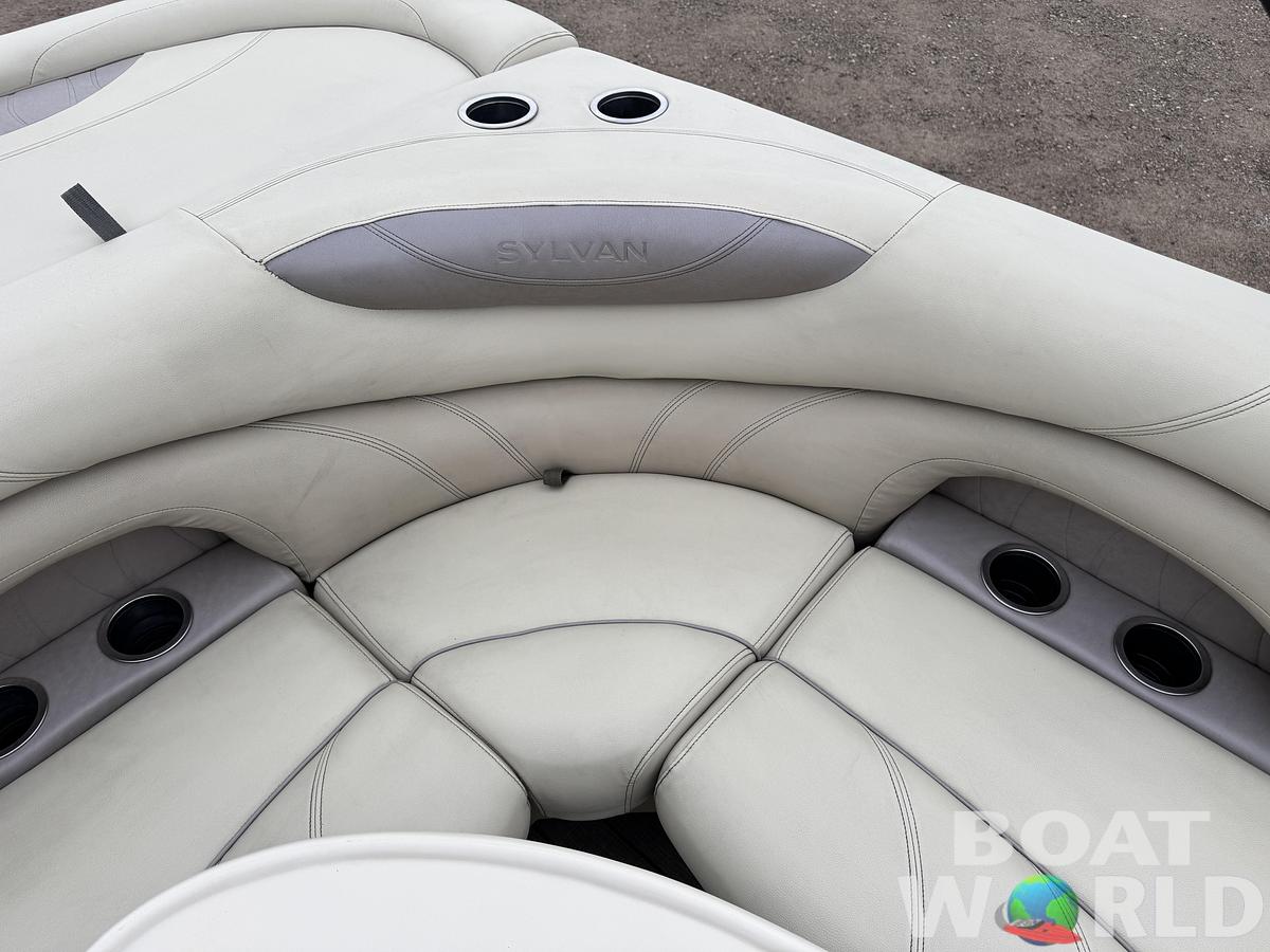 Used 2018 Sylvan Mirage 820 Cruise