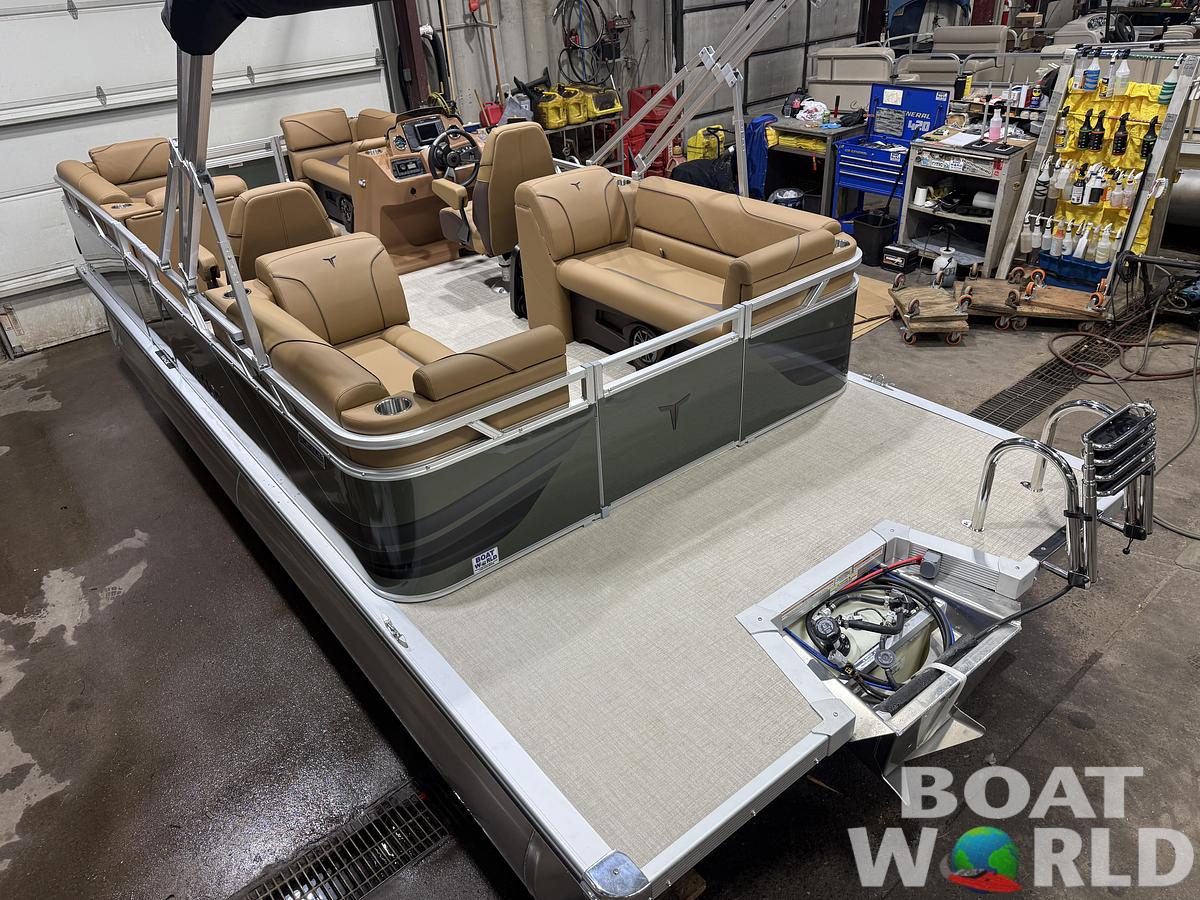 2026 Tahoe Pontoons Sport 2180 Quad Lounge