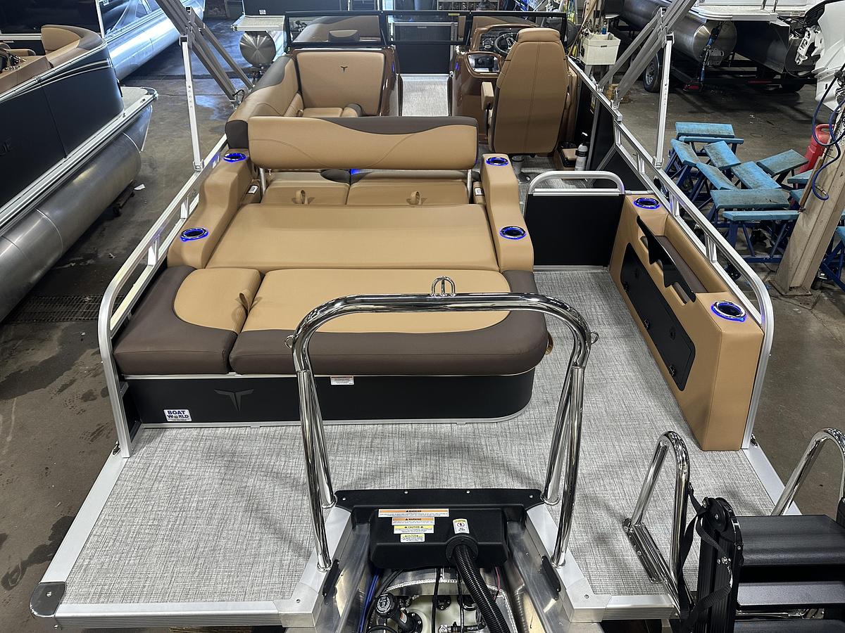 2025 Tahoe Pontoons LTZ 2385 Swingback (VRB) Windshield Tritoon & Honda 4-Stroke EFI