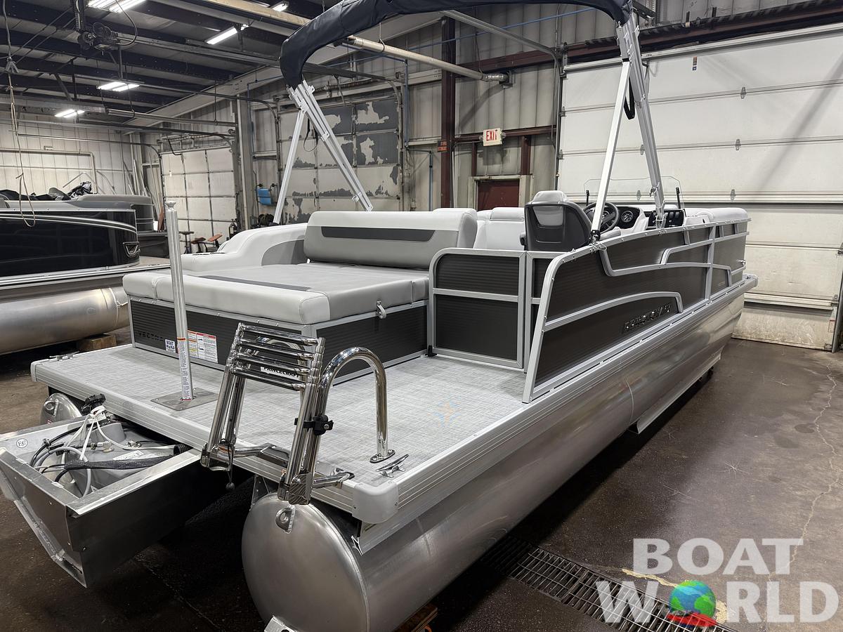 2026 Princecraft Vectra 23 RL Lounge Swingback Tritoon 