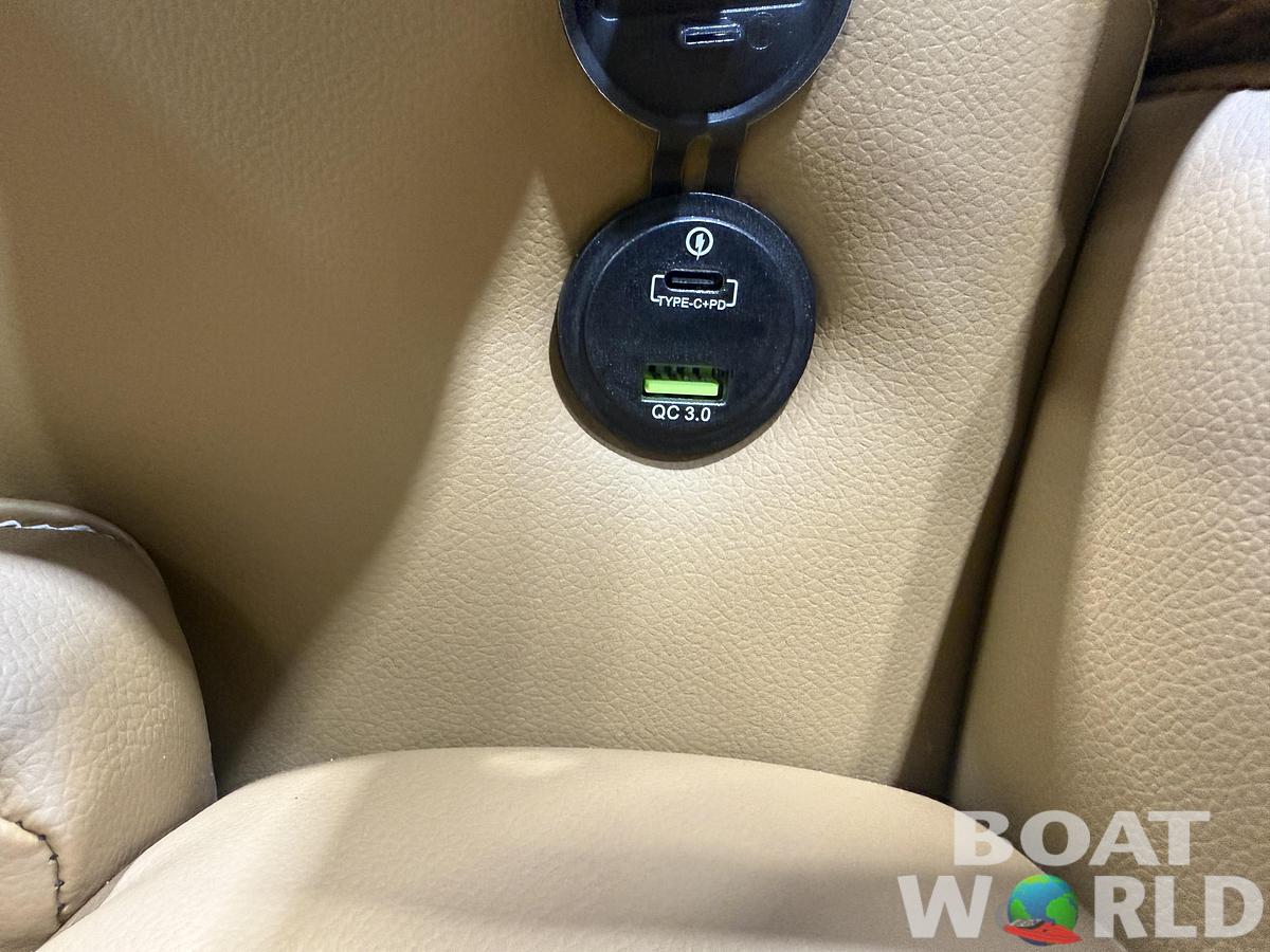 2026 Tahoe Pontoons Sport 2185 Swingback (VRB)