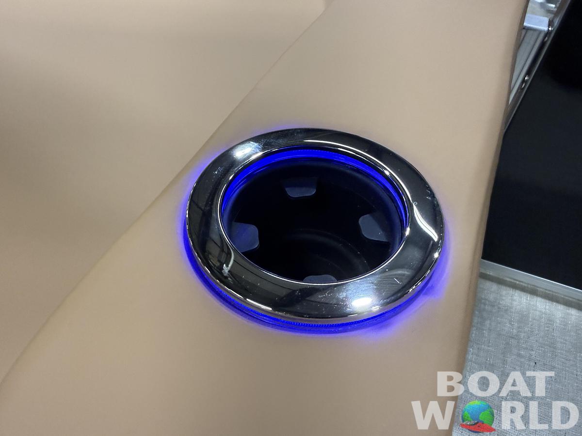 2026 Tahoe LTZ VRB Swingback Tritoon & Honda $51995