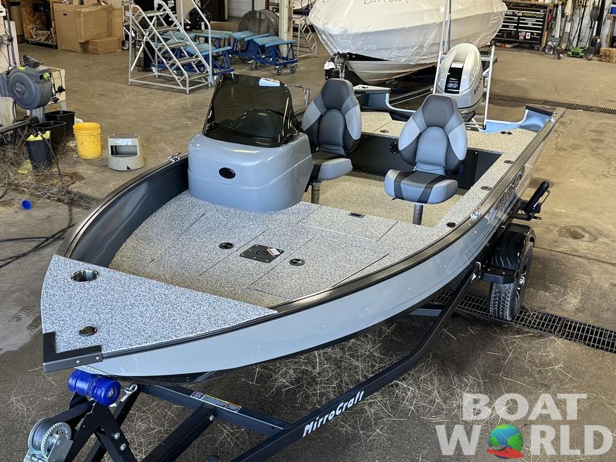 2025 Mirrocraft F167 Side Console & Honda 60HP 4-Stroke EFI