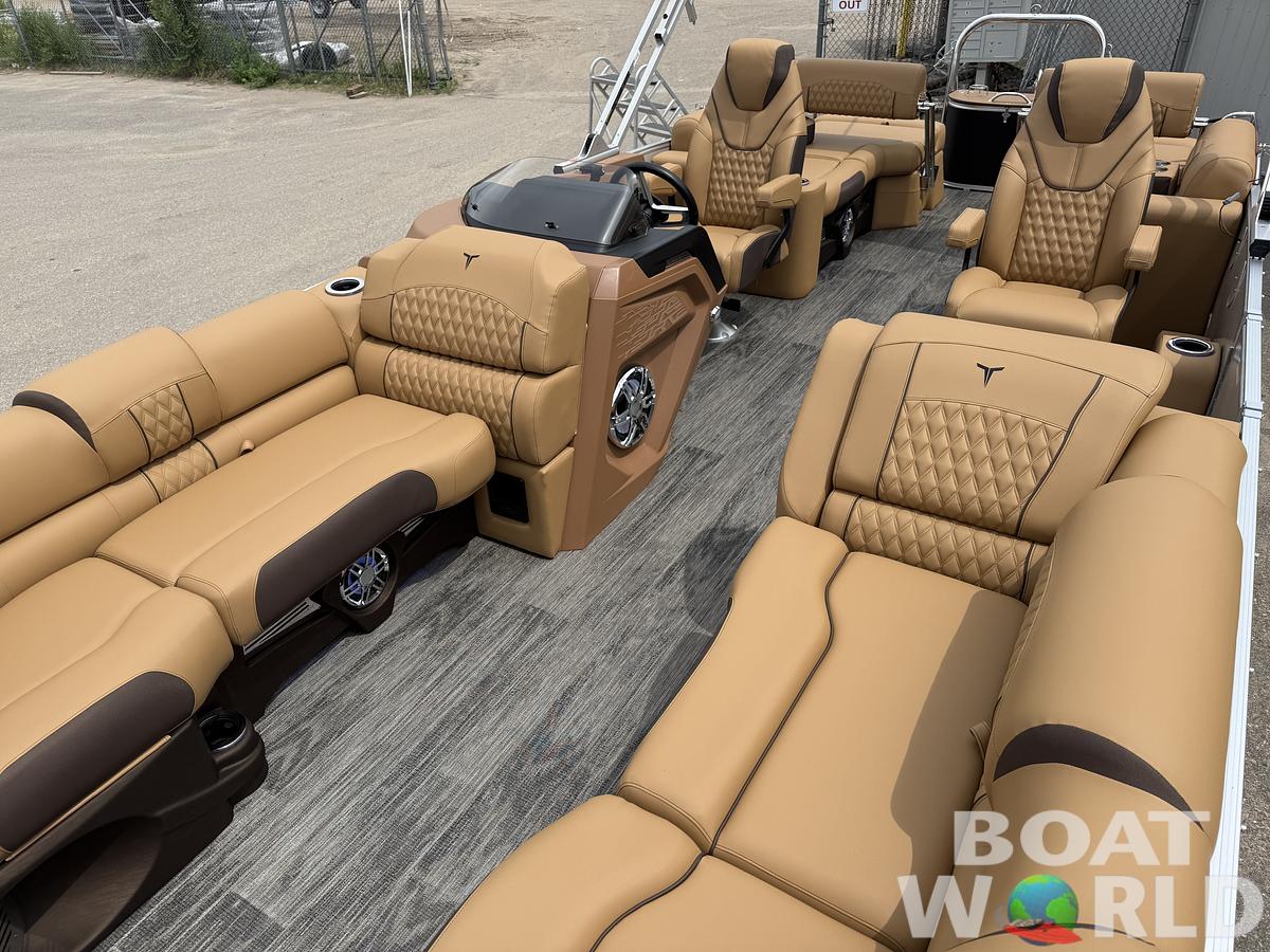 2025 Tahoe Pontoons Cascade 2385 Quad Lounge Shift Tritoon & Honda 4-Stroke EFI