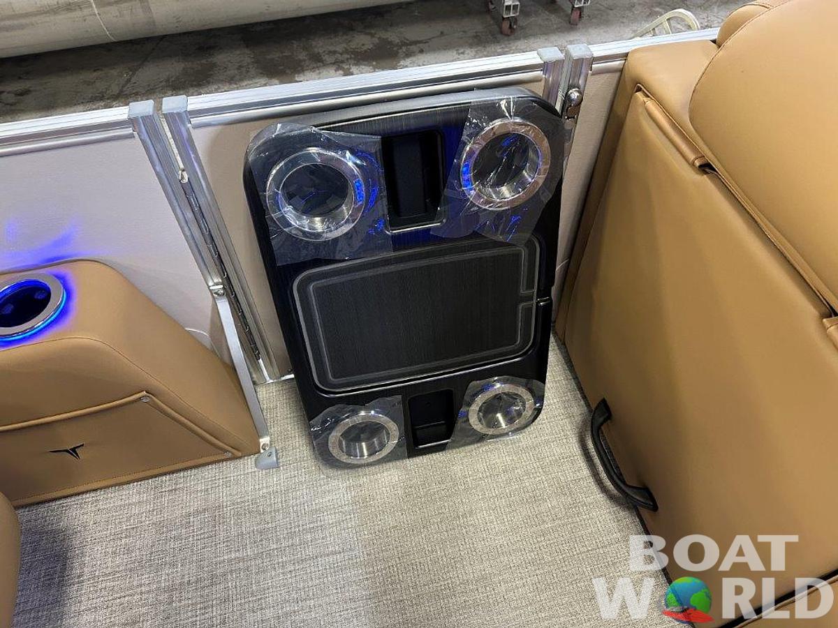 2025 Tahoe Pontoons Cascade 2385 Quad Lounge Shift SS & Honda 4-Stroke EFI