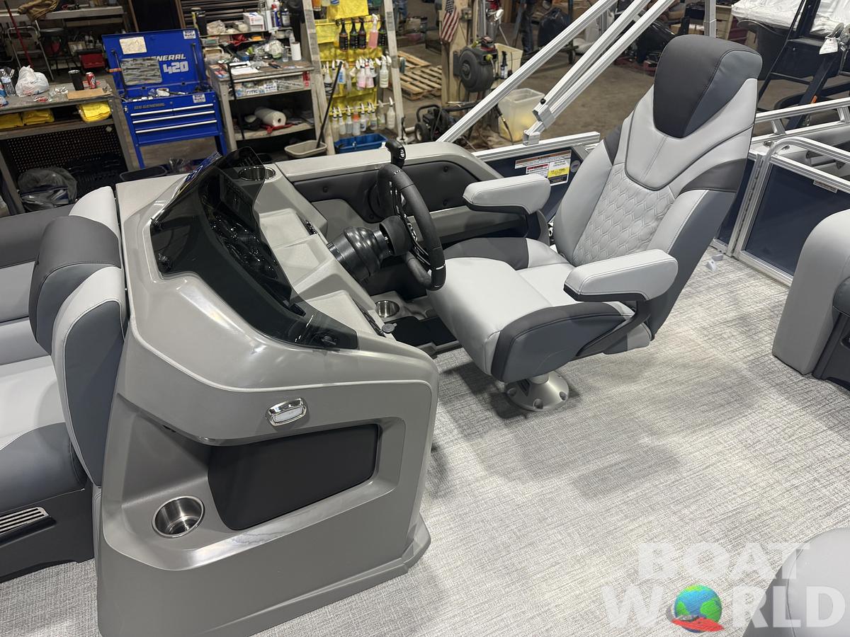 2026 Tahoe Pontoons LTZ 2385 Swingback (VRB) 