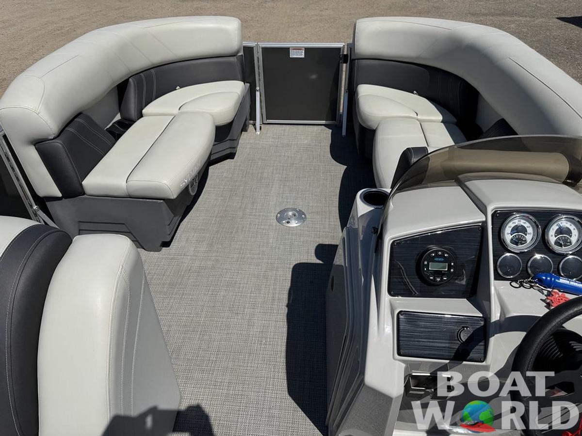 Used 2023 Sylvan 820 Party Fish Pontoon