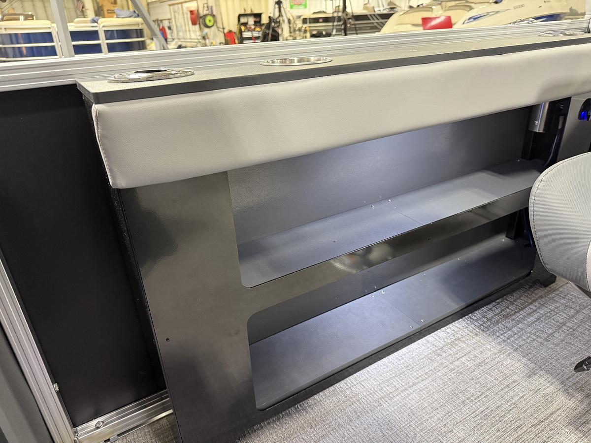 2025 Tahoe Pontoons GEOfish 2385 Rear Fish Tritoon & Honda 4-Stroke EFI