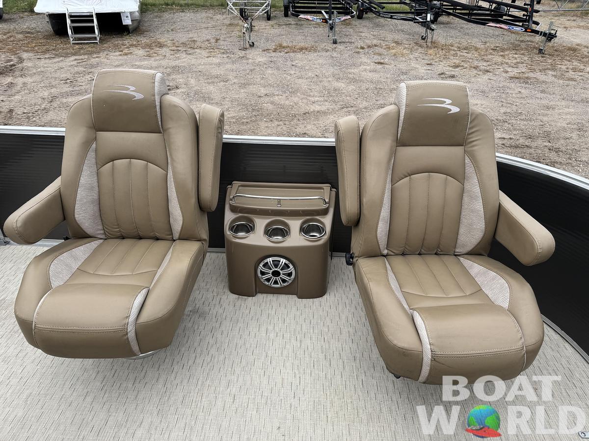 Used 2016 Bennington 2250 GSR Pontoon