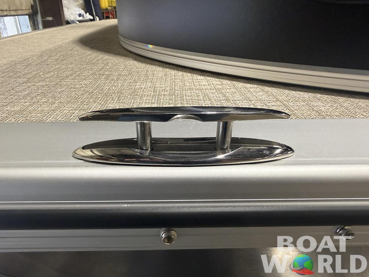 2025 Tahoe Pontoons LTZ 2385 Cruise Rear Bench (CRB) 