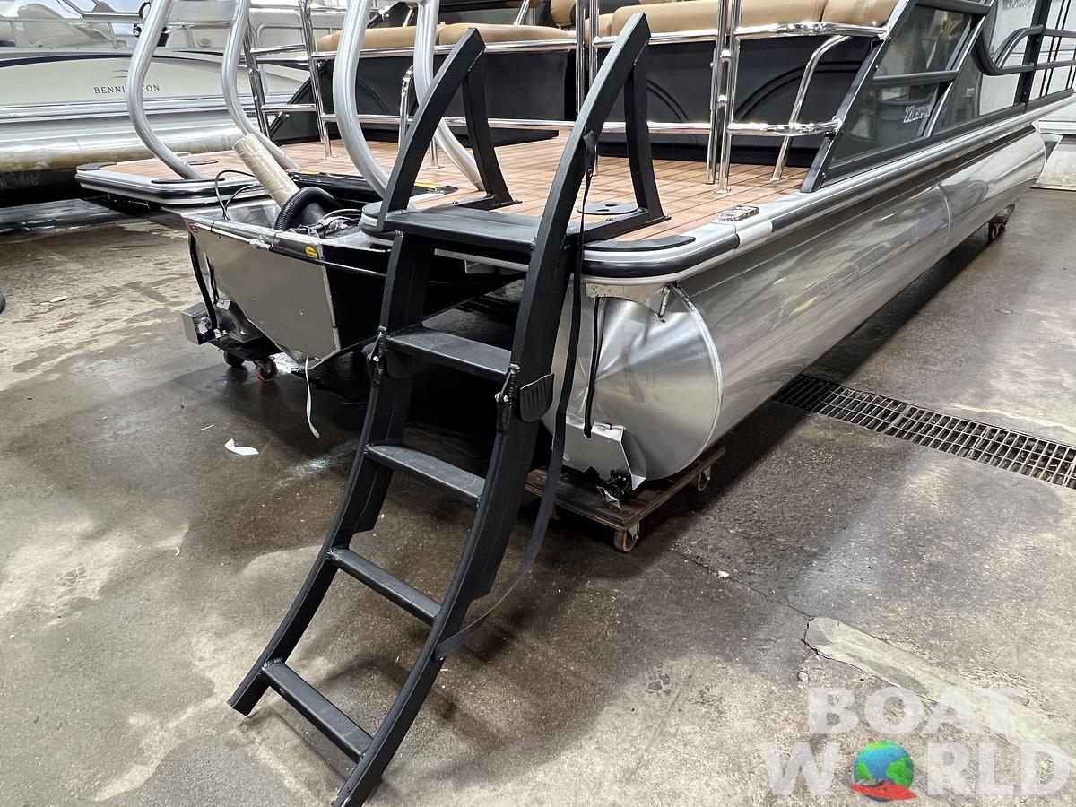 2026 Bentley Legacy 220 QSB Swingback $43995