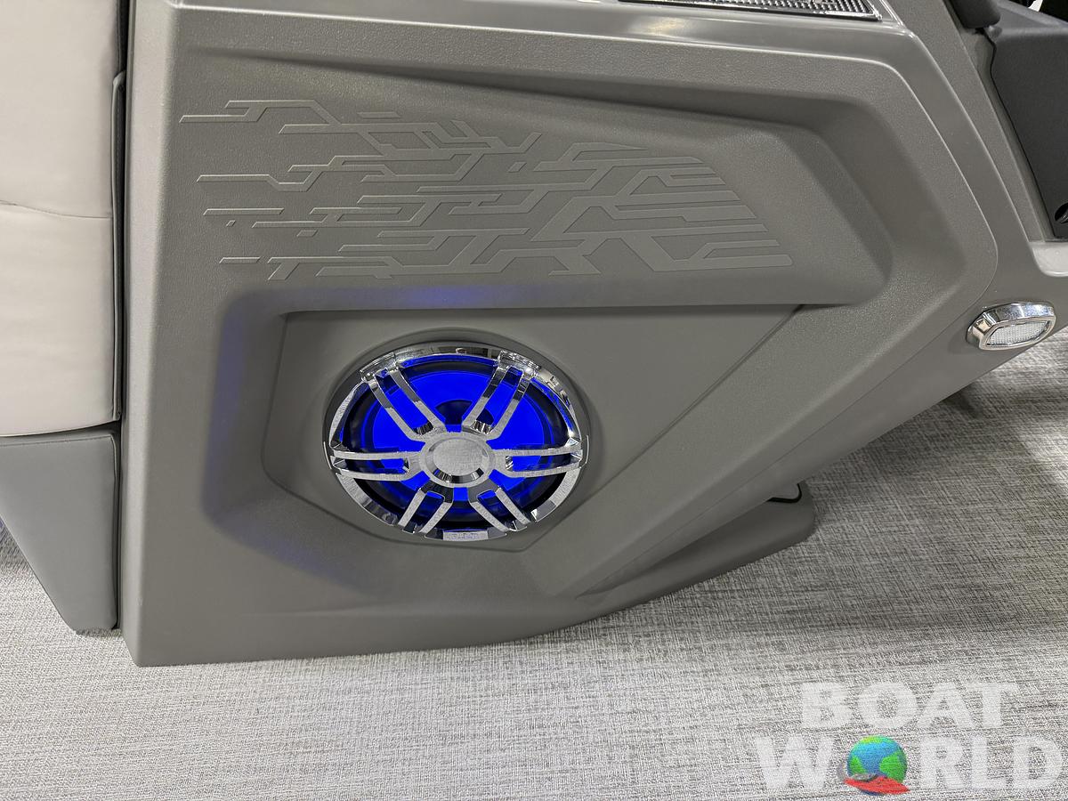 2025 Tahoe Pontoons Cascade 2385 Quad Lounge Shift SS Tritoon & Honda 4-Stroke EFI