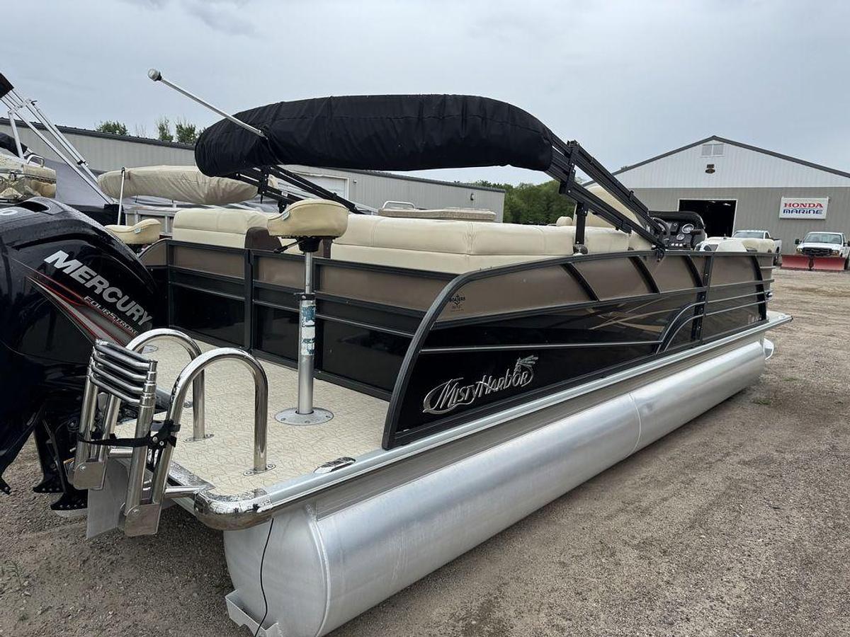 Used 2018 Misty Harbor Boats Skye SR S-2385SE Pontoon