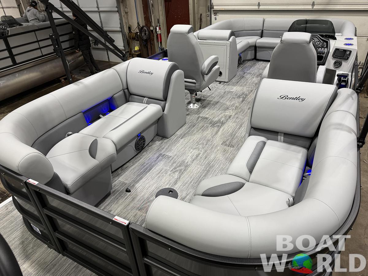 2027 Bentley Legacy 220 Navigator Quad Lounge Pontoon $41995