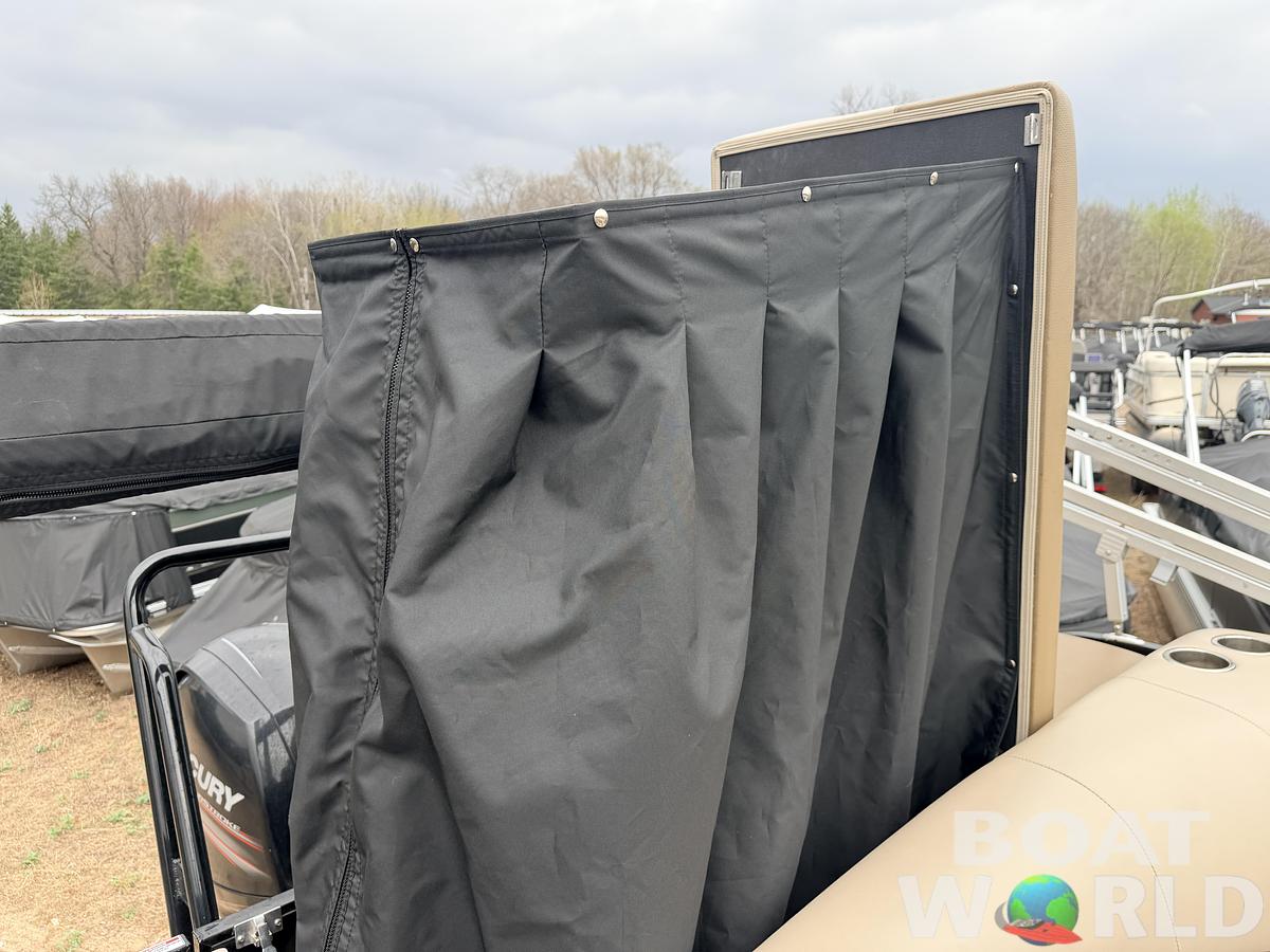 Used 2018 Bentley Encore 240 Cruise SE & 150HP Mercury 4Stroke -$29,995