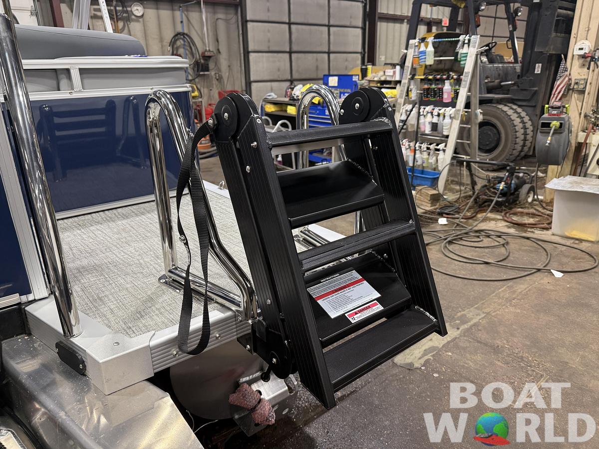 2026 Tahoe Pontoons LTZ 2385 Quad Lounge Tritoon