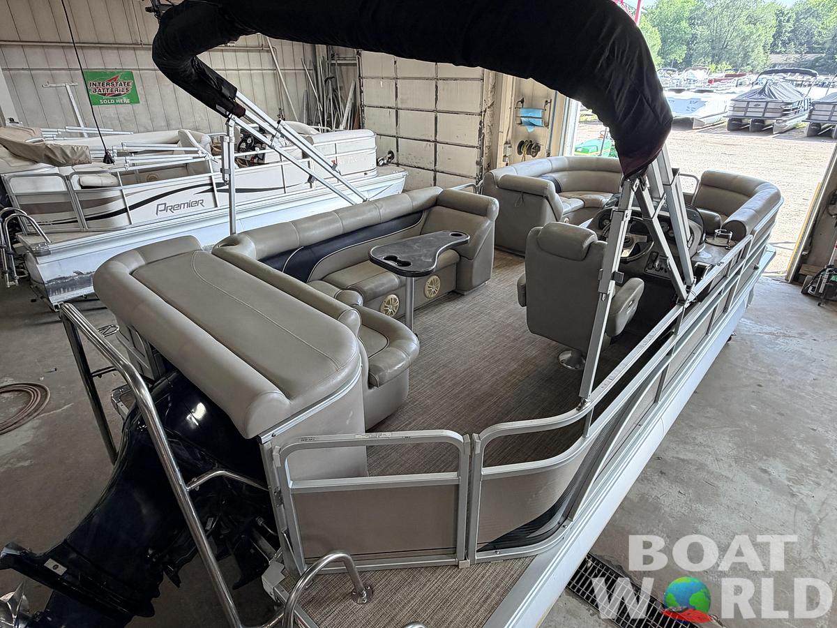 Used 2007 Premier 210 Legend