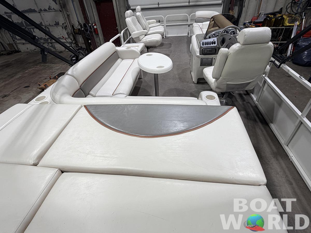 Used 2006 Crestliner 2485 Sport LX Pontoon