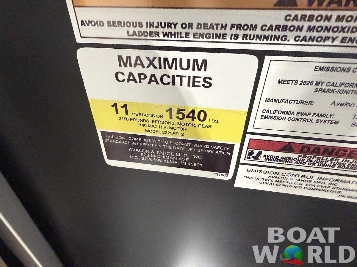2026 Tahoe Sport Fish & Cruise 23E80 Pontoon $33995