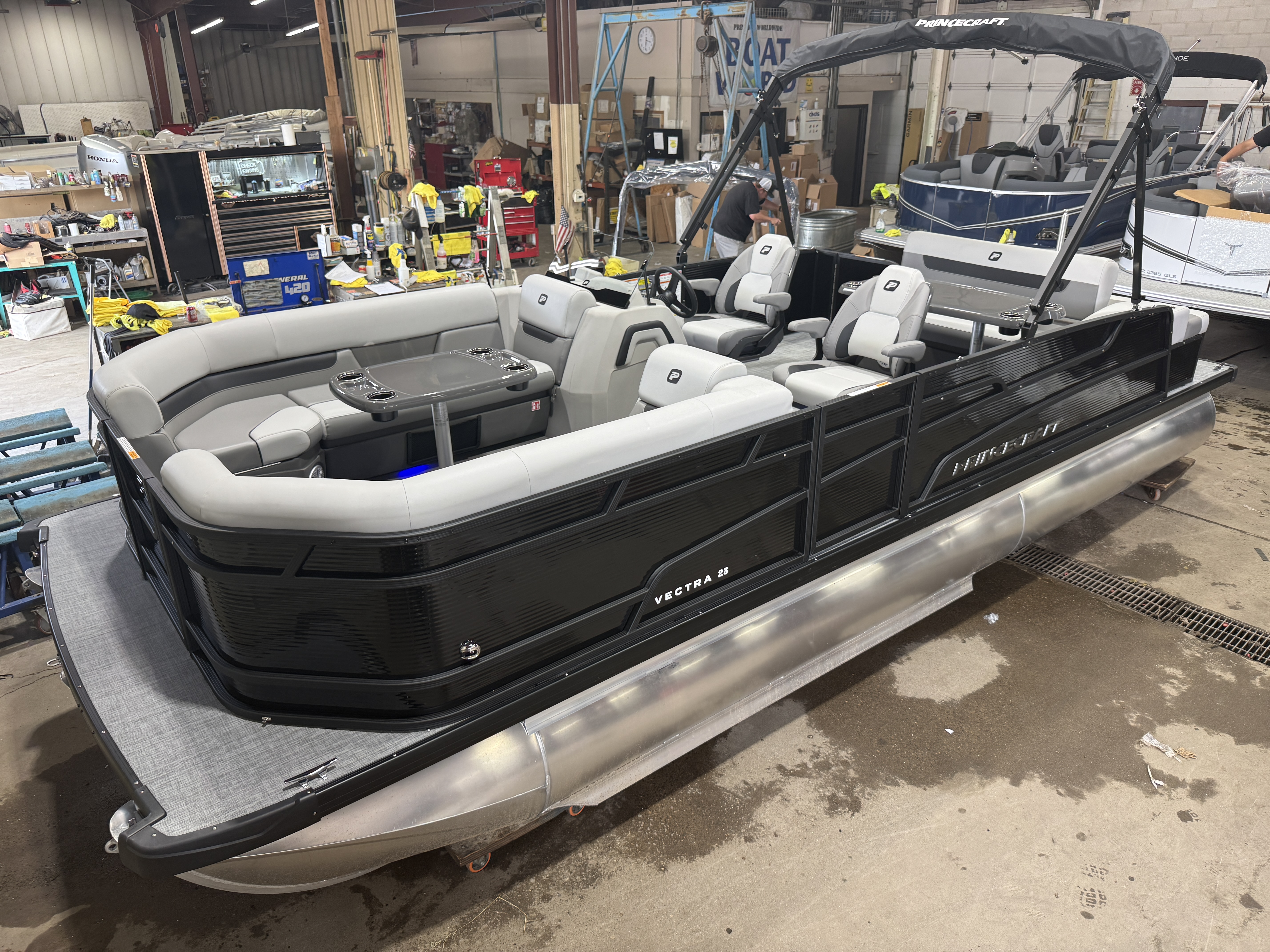 2026 Princecraft Vectra 23 RL SS Swingback Tritoon $43995