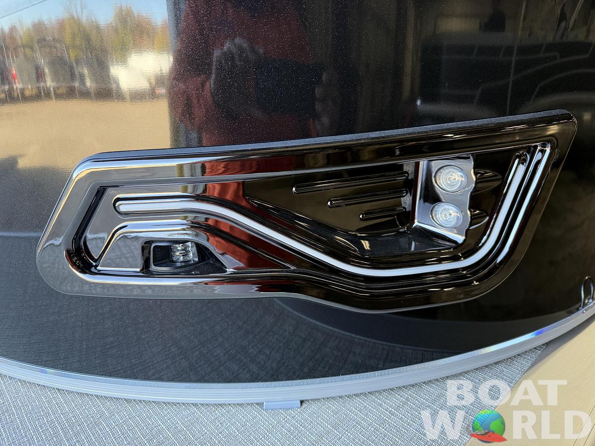 2026 Tahoe Pontoons LTZ 2385 Swingback (VRL) Tritoon