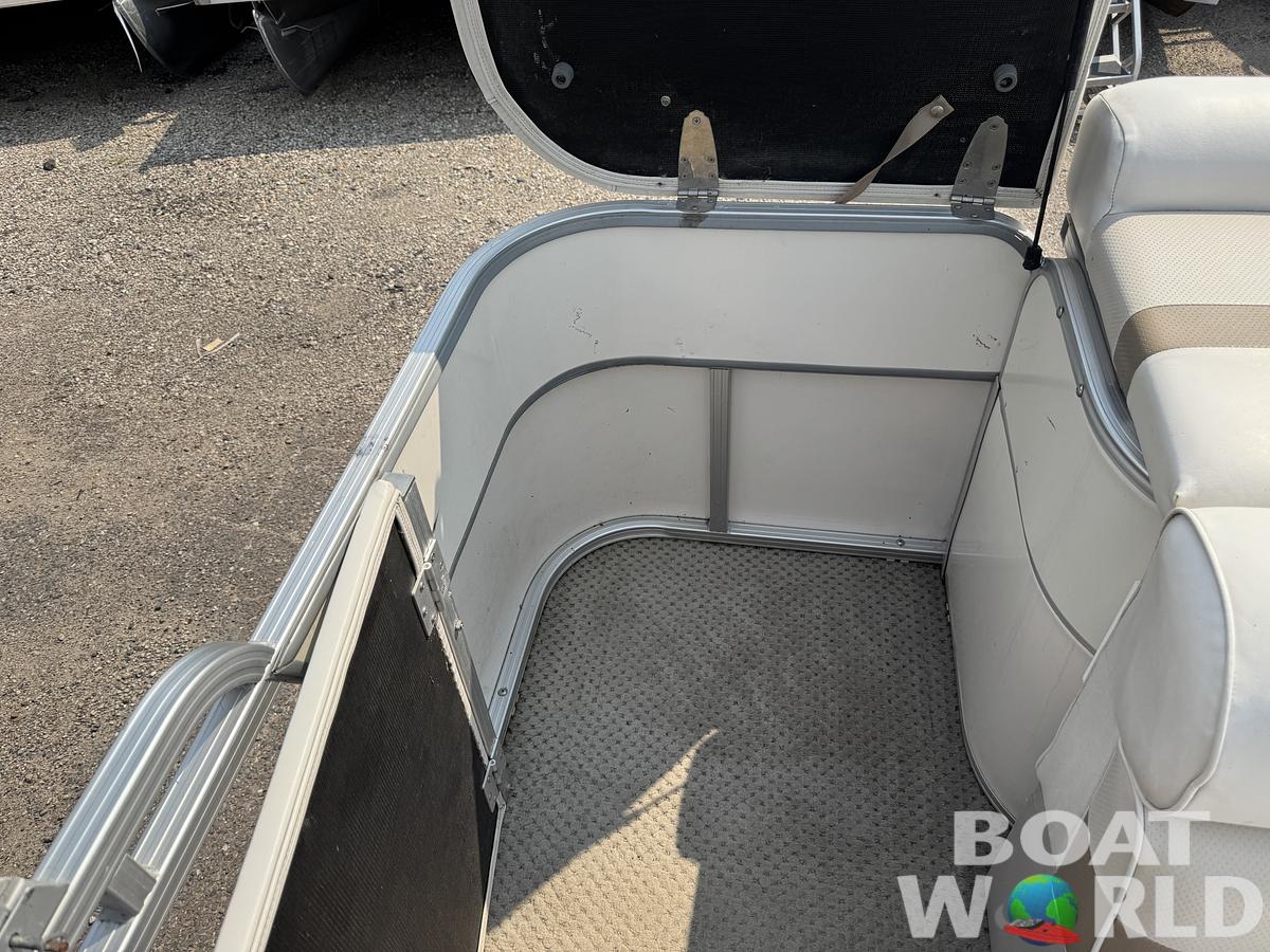 Used 2006 Smokercraft SunChaser 820 Pontoon